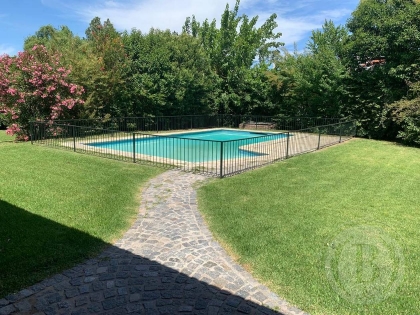 Alquiler Amoblado de Casa en Los Lagartos en Los Lagartos, Pilar — Foto 1