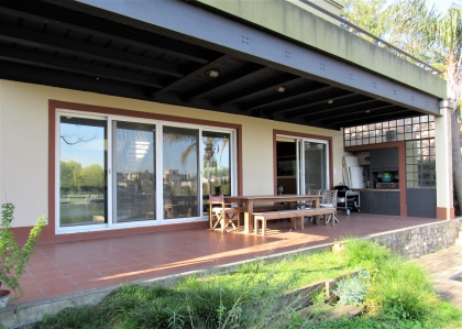 Alquiler Amoblado de Casa en Los Sauces en Los Sauces, Tigre — Foto 2
