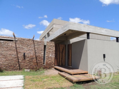 Alquiler Amoblado de Casa en San Benito en San Benito, Tigre — Foto 6