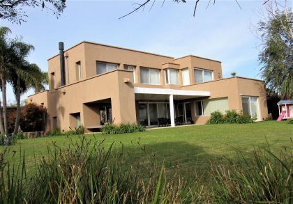 Alquiler Amoblado de Casa en Santa Catalina en Santa Catalina, Tigre — Foto 2