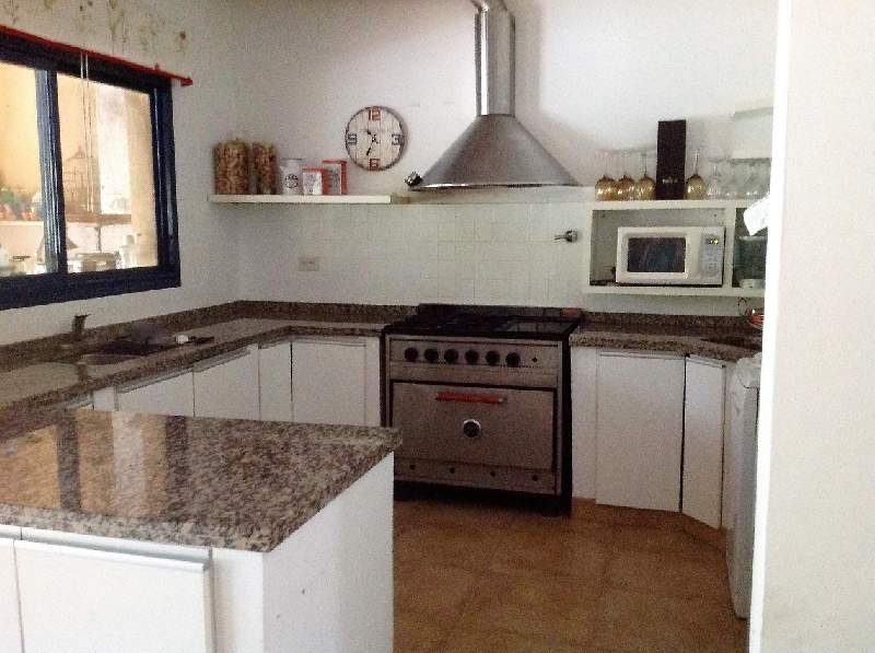 Alquiler Amoblado de Casa en Santa Catalina en Santa Catalina, Tigre — Foto 6