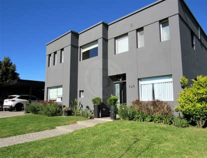 Alquiler Amoblado de Casa en Santa Catalina en Santa Catalina, Tigre — Foto 1