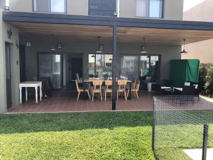 Alquiler Amoblado de Casa en Vila Marina en Vila Marina, Tigre — Foto 2