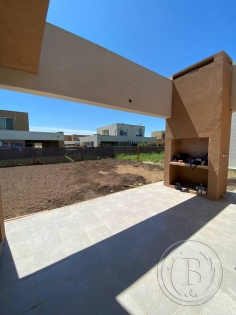 Alquiler Anual de Casa en Casas de Santa Maria en Casas de Santa Maria, Tigre — Foto 1