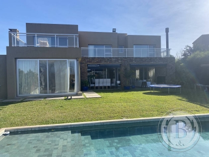 Alquiler Anual de Casa en Castores en Castores, Tigre — Foto 2