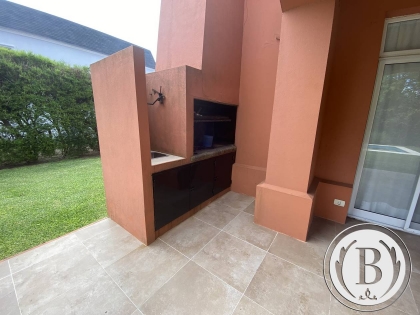 Alquiler Anual de Casa en La Alameda en La Alameda, Tigre — Foto 5