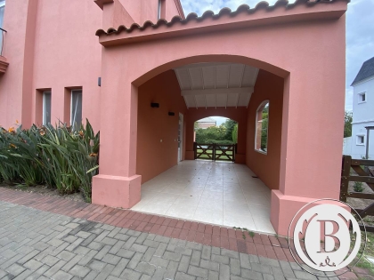 Alquiler Anual de Casa en La Alameda en La Alameda, Tigre — Foto 6
