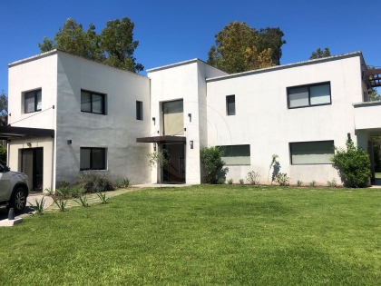 Alquiler Anual de Casa en Las Beatrices en Las Beatrices, Pilar — Foto 1