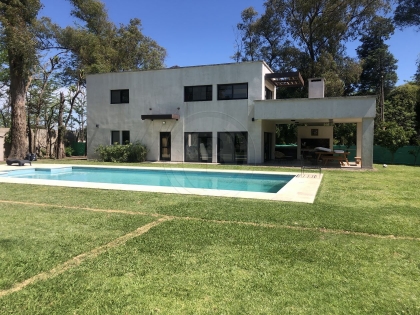 Alquiler Anual de Casa en Las Beatrices en Las Beatrices, Pilar — Foto 3