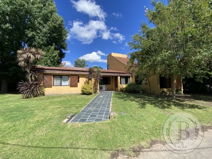Alquiler Anual de Casa en Loma Verde en Loma Verde, Escobar — Foto 1