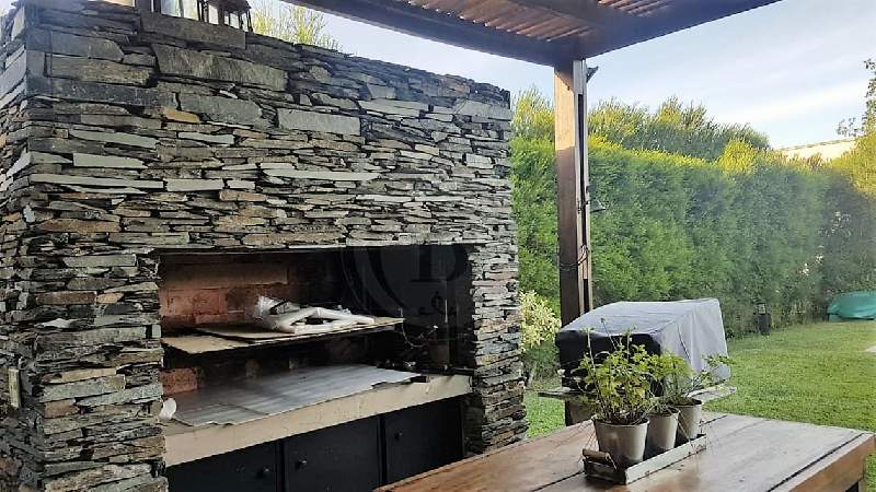 Alquiler Anual de Casa en Los Alisos en Los Alisos, Tigre — Foto 3