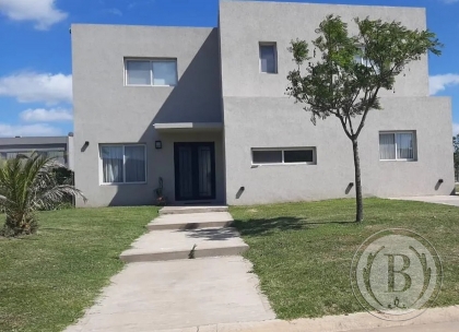 Alquiler Anual de Casa en Puertos del Lago en Puertos del Lago, Escobar — Foto 3