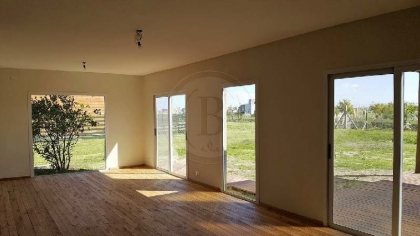 Alquiler Anual de Casa en Puertos del Lago en Puertos del Lago, Escobar — Foto 2