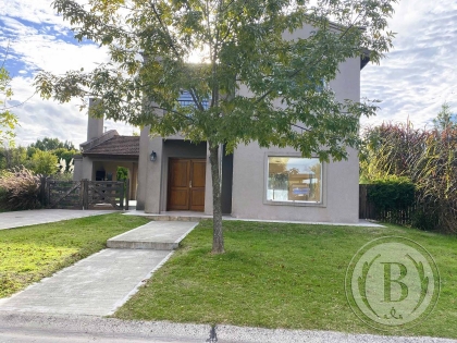 Alquiler Anual de Casa en San Francisco en San Francisco, Tigre — Foto 1