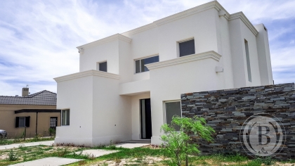 Alquiler Anual de Casa en San Gabriel en San Gabriel, Tigre — Foto 2