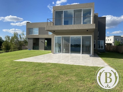 Alquiler Anual de Casa en San Gabriel en San Gabriel, Tigre — Foto 2