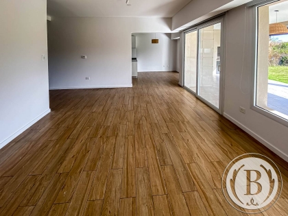 Alquiler Anual de Casa en San Gabriel en San Gabriel, Tigre — Foto 4