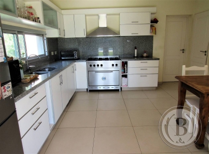 Alquiler Anual de Casa en Santa Catalina en Santa Catalina, Tigre — Foto 6