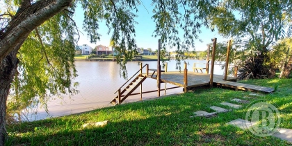 Alquiler Anual de Casa en Santa Catalina en Santa Catalina, Tigre — Foto 1