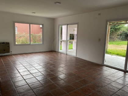 Alquiler Anual de Casa en Santa Teresa en Santa Teresa, Tigre — Foto 4