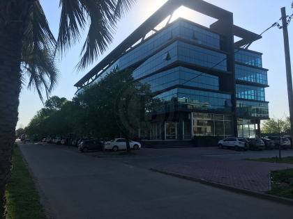 Alquiler Anual de Oficina en Oficinas En Ayres Skyglass en Oficinas En Ayres Skyglass, Pilar — Foto 1