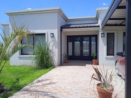 Alquiler Dic - Febrero de Casa en El Naudir en El Naudir, Escobar — Foto 2