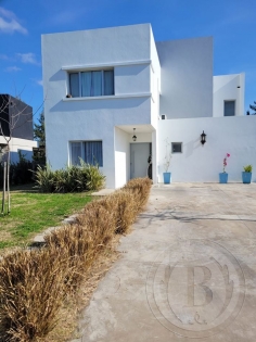 Alquiler Dic - Febrero de Casa en San Gabriel en San Gabriel, Tigre — Foto 2