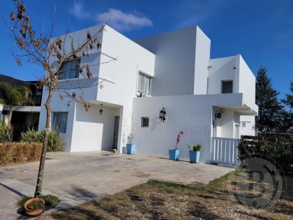 Alquiler Dic - Febrero de Casa en San Gabriel en San Gabriel, Tigre — Foto 3