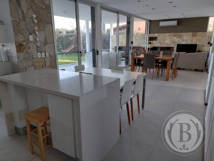 Alquiler Diciembre de Casa en San Benito en San Benito, Tigre — Foto 6