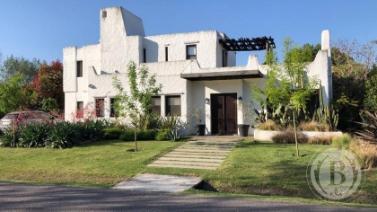 Alquiler Enero de Casa en El Lucero en El Lucero, Pilar — Foto 1