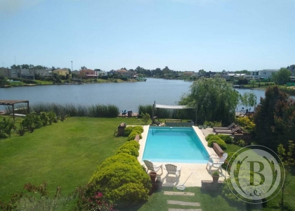 Alquiler Enero de Casa en San Benito en San Benito, Tigre — Foto 1