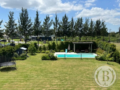 Alquiler Enero de Casa en San Rafael en San Rafael, Tigre — Foto 1