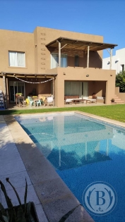 Alquiler Enero de Casa en Santa Barbara en Santa Barbara, Tigre — Foto 1