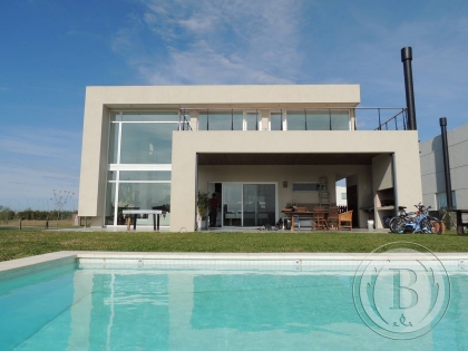 Alquiler Enero Febrero de Casa en Los Alisos en Los Alisos, Tigre — Foto 2