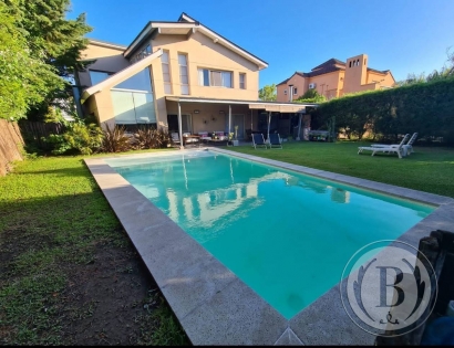 Alquiler Febrero de Casa en Las Glorietas en Las Glorietas, Tigre — Foto 1