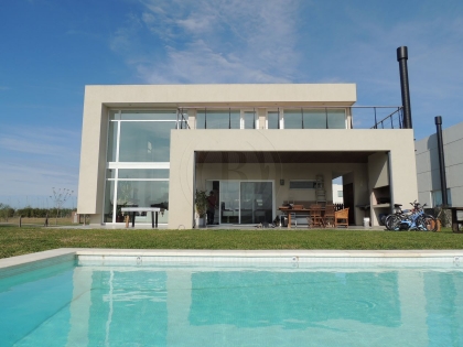 Alquiler Febrero de Casa en Los Alisos en Los Alisos, Tigre — Foto 2
