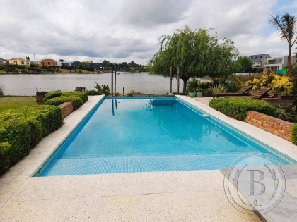 Alquiler Febrero de Casa en San Benito en San Benito, Tigre — Foto 4