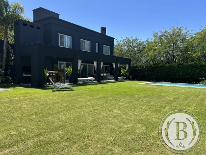 Alquiler Febrero de Casa en Talar Del Lago en Talar Del Lago, Tigre — Foto 1