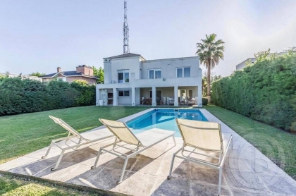 Alquiler Marzo de Casa en Villa Olivos en Villa Olivos, Pilar — Foto 1