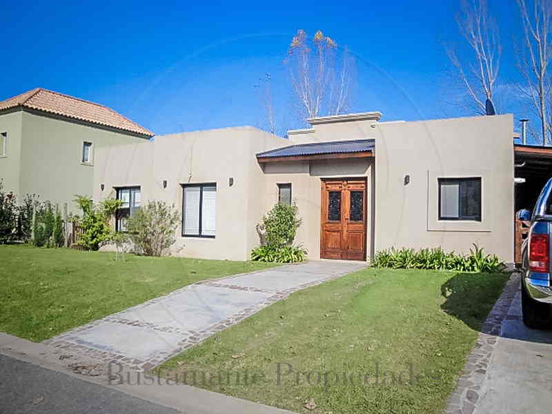 Venta de Casa en Acacias Blancas en Acacias Blancas, Escobar — Foto 2