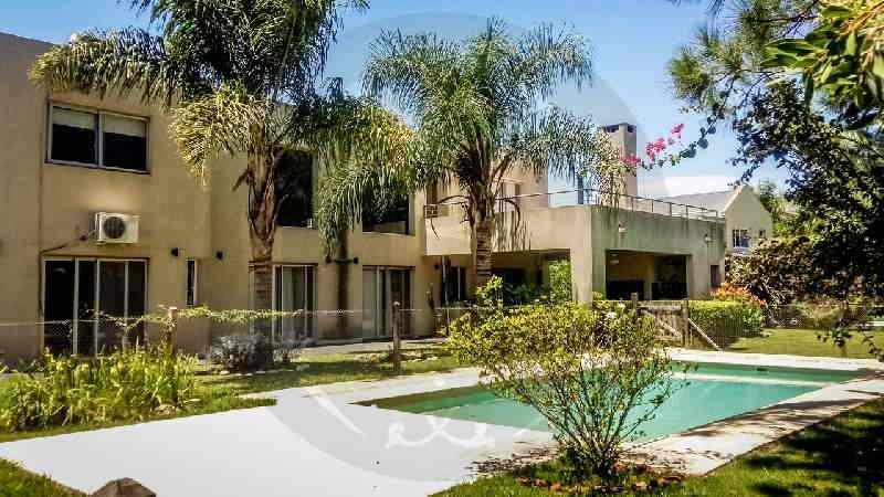 Venta de Casa en Acacias Blancas en Acacias Blancas, Escobar — Foto 1