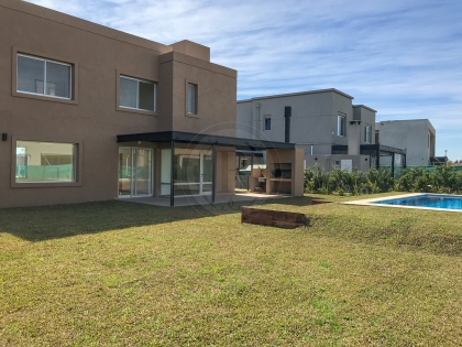 Venta de Casa en Ayres Plaza en Ayres Plaza, Pilar — Foto 5
