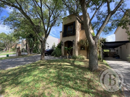 Venta de Casa en Barrancas de Santa María en Barrancas de Santa María, Tigre — Foto 4