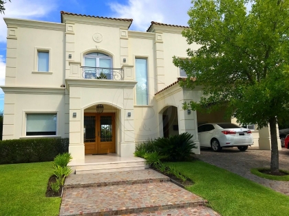 Venta de Casa en Cabos del Lago en Cabos del Lago, Tigre — Foto 1