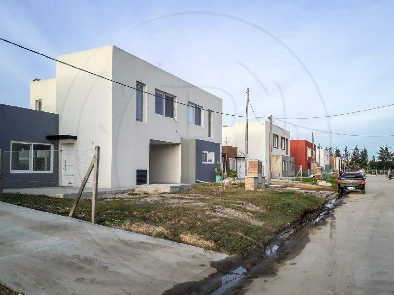 Venta de Casa en Casas de San Patricio en Casas de San Patricio, Tigre — Foto 1