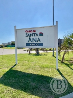 Venta de Casa en Casas de Santa Ana - Casas de Santa Ana