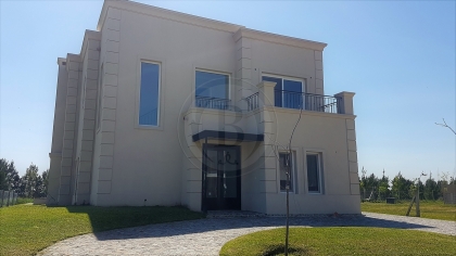 Venta de Casa en Castaños en Castaños, Tigre — Foto 1