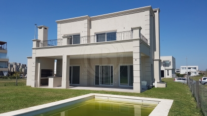Venta de Casa en Castaños en Castaños, Tigre — Foto 2