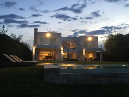 Venta de Casa en Castores en Castores, Tigre — Foto 3