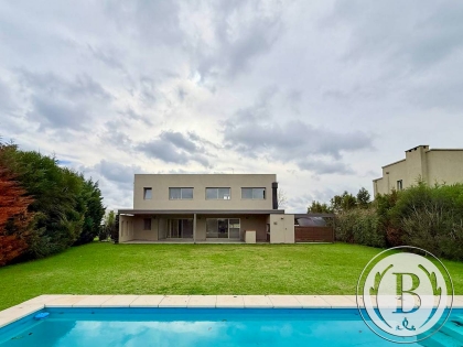 Venta de Casa en El Cantón en El Cantón